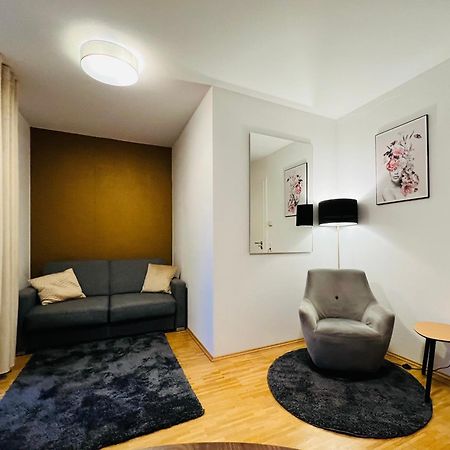Stylish Apartment Naehe Hbf-Tiefgarage-Lift Hannover Exteriör bild