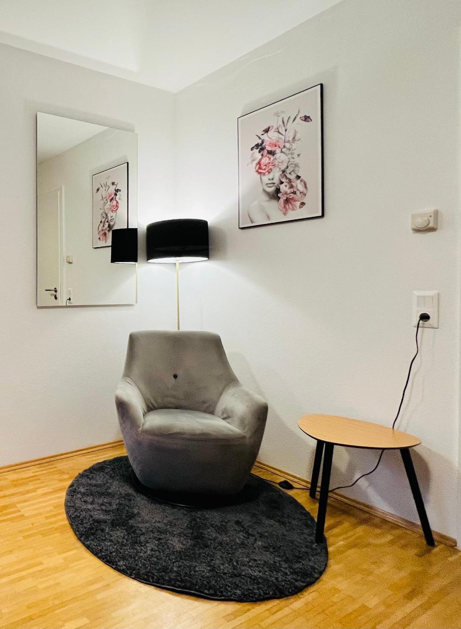 Stylish Apartment Naehe Hbf-Tiefgarage-Lift Hannover Exteriör bild